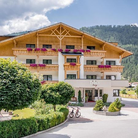 Tilia Living - B&B Mit Dem Komfort Eines Kleinen, Feinen Hotels Ried im Oberinntal Esterno foto