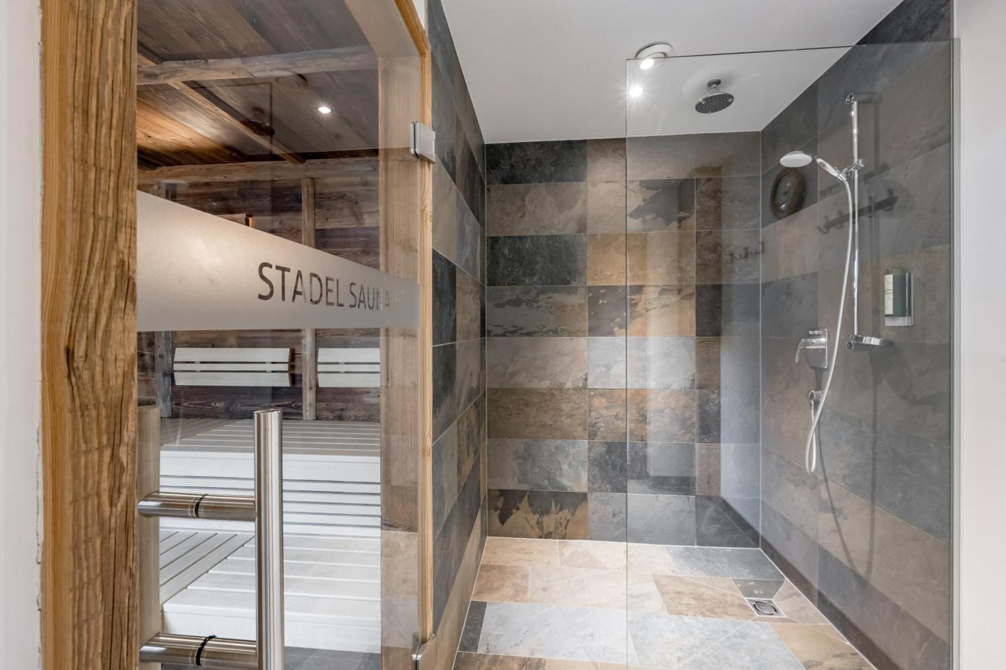 Tilia Living - B&B Mit Dem Komfort Eines Kleinen, Feinen Hotels Ried im Oberinntal Esterno foto