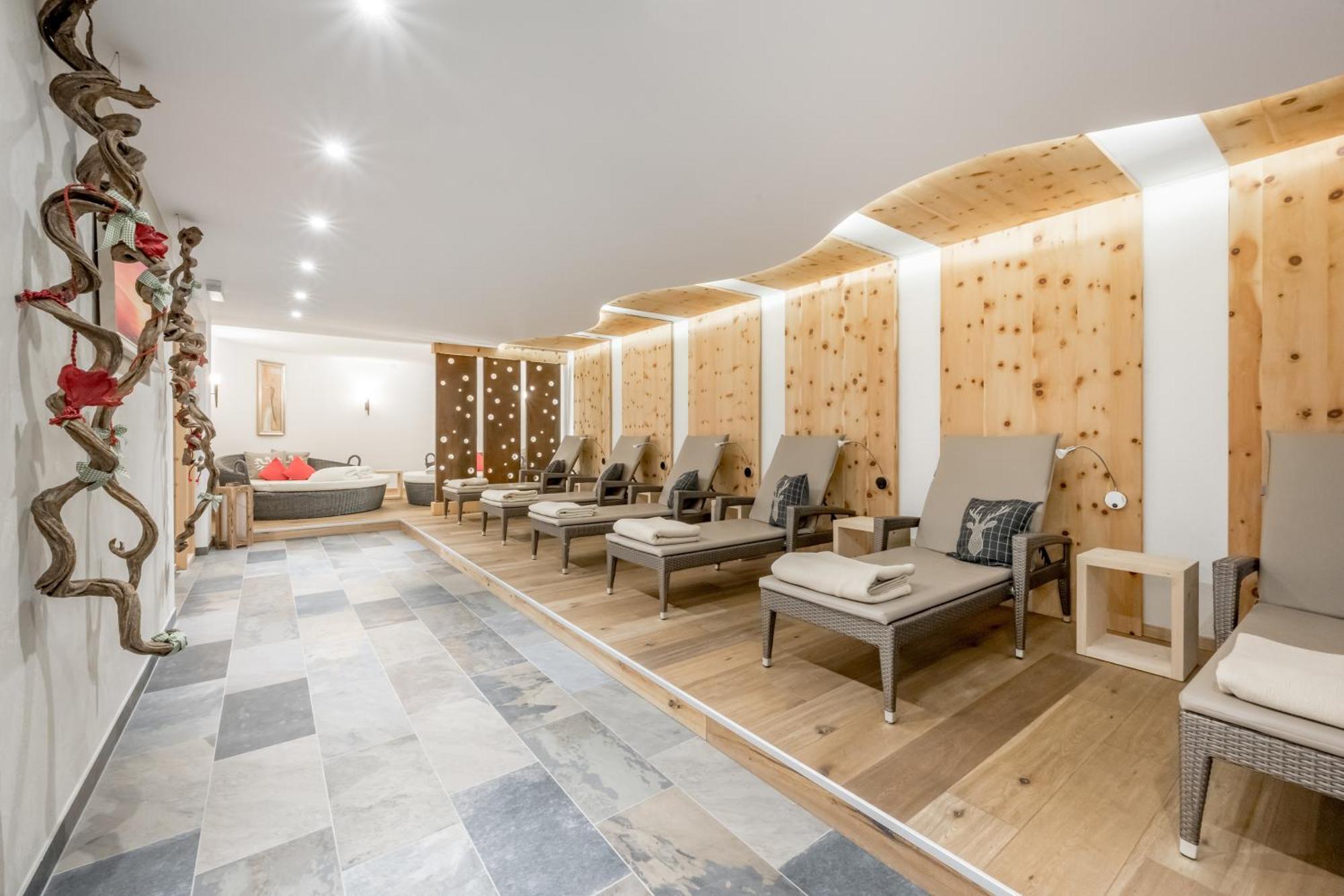 Tilia Living - B&B Mit Dem Komfort Eines Kleinen, Feinen Hotels Ried im Oberinntal Esterno foto