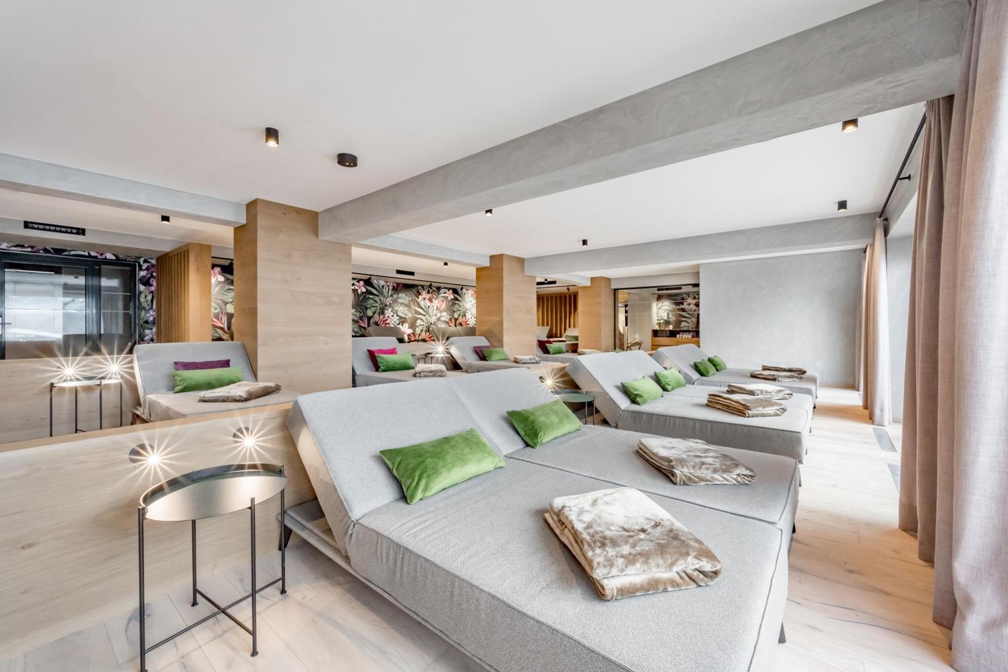 Tilia Living - B&B Mit Dem Komfort Eines Kleinen, Feinen Hotels Ried im Oberinntal Esterno foto