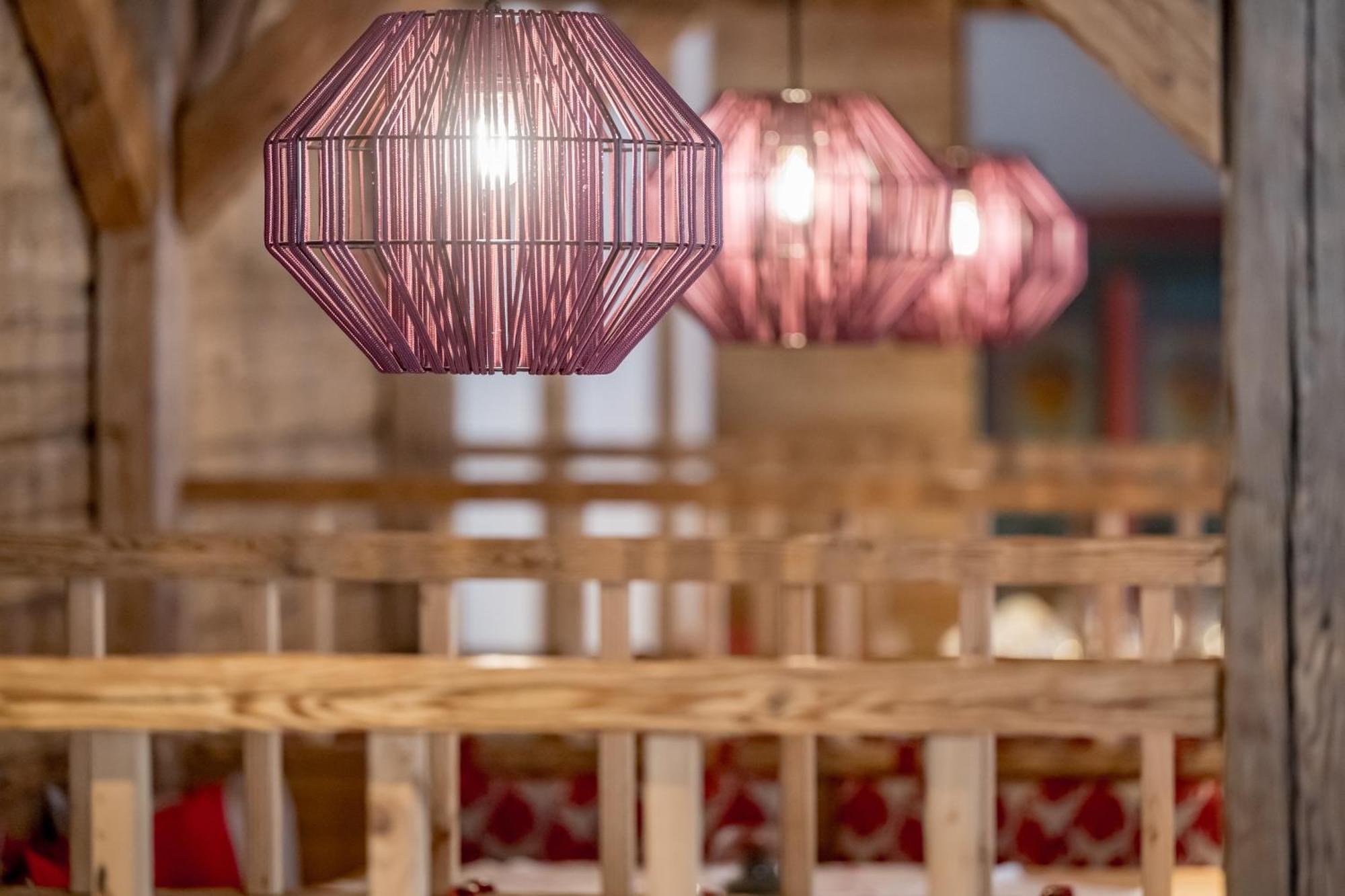 Tilia Living - B&B Mit Dem Komfort Eines Kleinen, Feinen Hotels Ried im Oberinntal Esterno foto