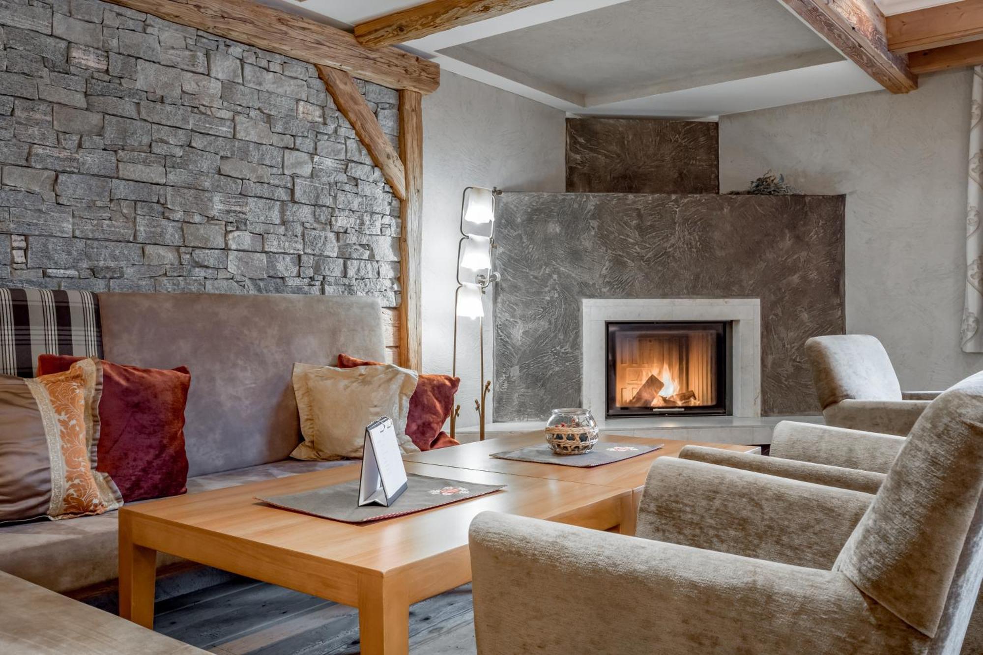 Tilia Living - B&B Mit Dem Komfort Eines Kleinen, Feinen Hotels Ried im Oberinntal Esterno foto
