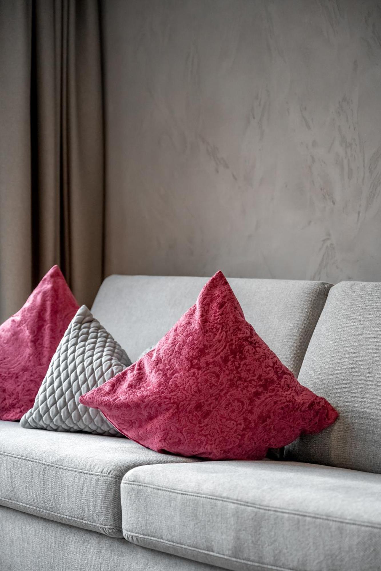 Tilia Living - B&B Mit Dem Komfort Eines Kleinen, Feinen Hotels Ried im Oberinntal Esterno foto